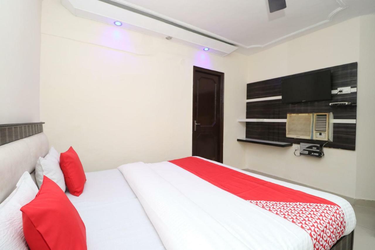 Oyo 37721 Hotel Kings Pathānkot Exterior foto