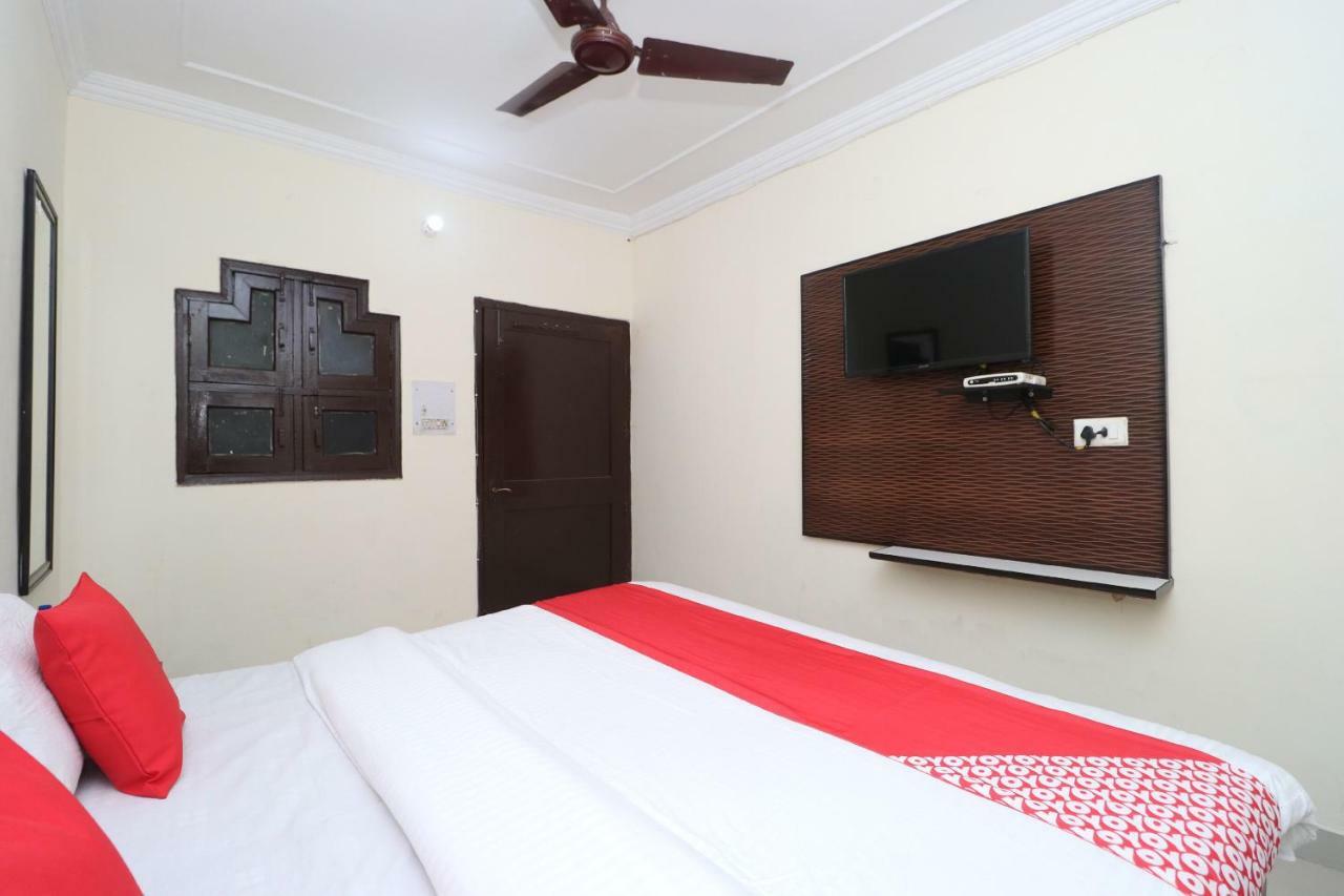 Oyo 37721 Hotel Kings Pathānkot Exterior foto